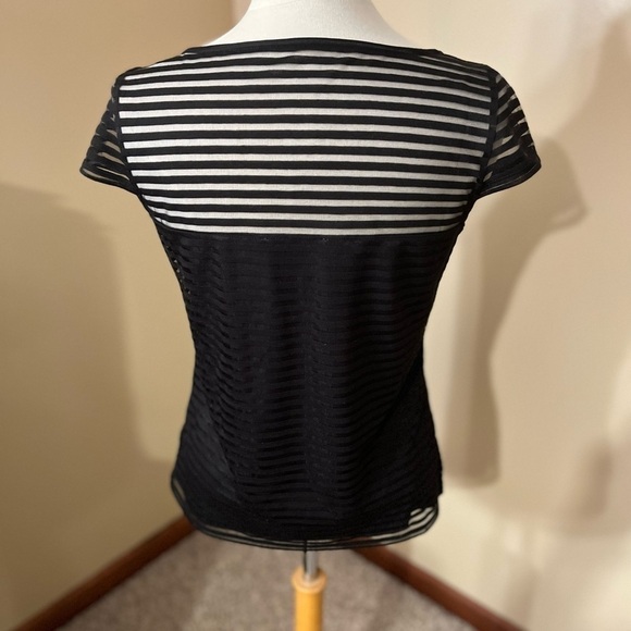WHBM Black Short Sleeve Striped Sheer At Chest Shirt Sz XS - Picture 5 of 8